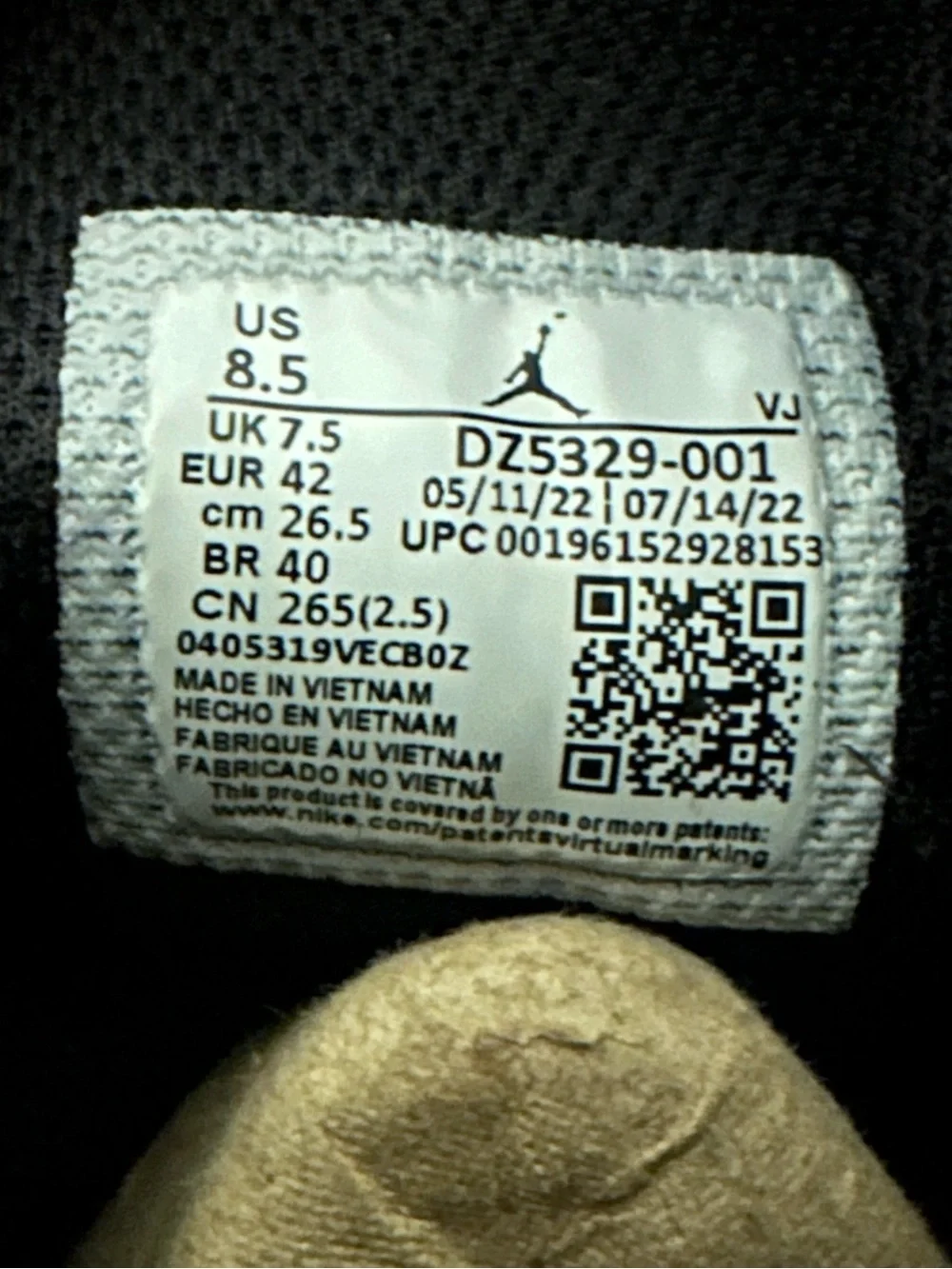 Jordan Retro 1 Mid